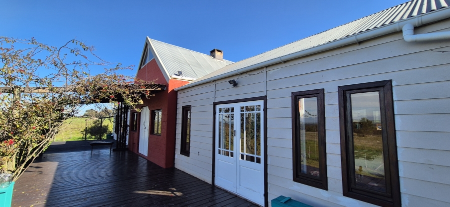 2 Bedroom Property for Sale in Cape Farms Western Cape